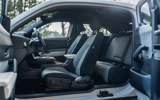 Mazda MX-30 cena 80000 przebieg: 39967, rok produkcji 2021 z Tykocin małe 529